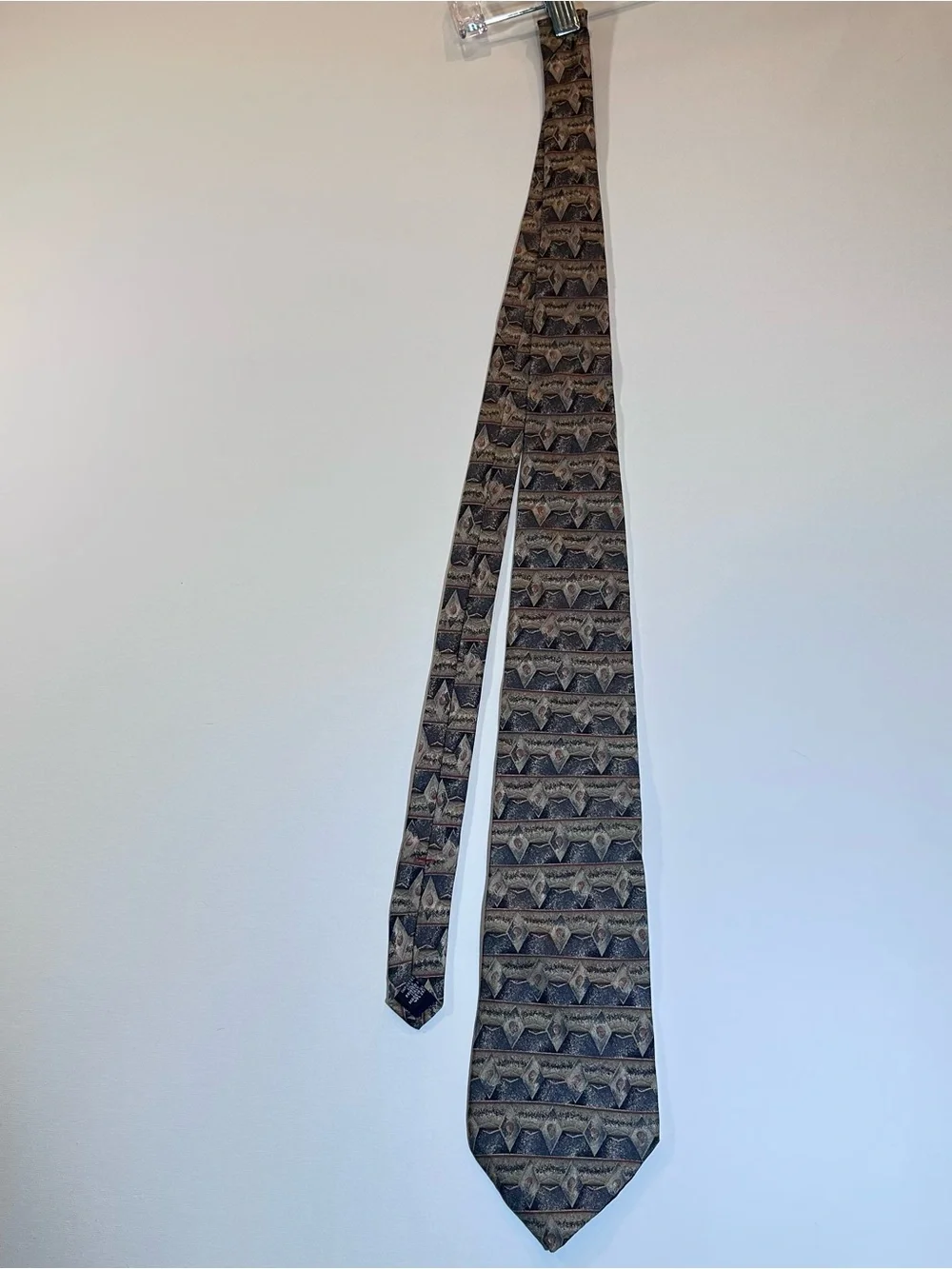 Vintage Barrington Mens 100% Silk Tie Geometric Abstract Made USA Necktie